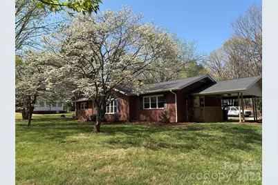1820 Connelly Springs Road, Lenoir, NC 28645 - Photo 2