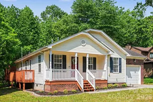 10012 Rockwood Rd, Charlotte, NC 28215 - Photo 2