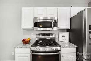 10012 Rockwood Rd, Charlotte, NC 28215 - Photo 8