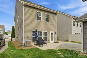 8737 Aspinwall Dr, Charlotte, NC 28216 - Photo 34