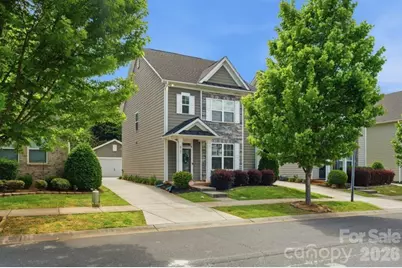 8737 Aspinwall Drive, Charlotte, NC 28216 - Photo 2