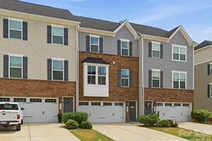 2527 Grantham Place Dr, Fort Mill, SC 29715 - Photo 2
