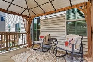 2527 Grantham Place Dr, Fort Mill, SC 29715 - Photo 16