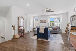 2527 Grantham Place Dr, Fort Mill, SC 29715 - Photo 6