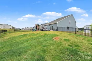128 Hanging Rock Trl, Statesville, NC 28625 - Photo 20