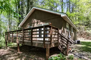521 Lake Falls Rd, Hendersonville, NC 28739 - Photo 4