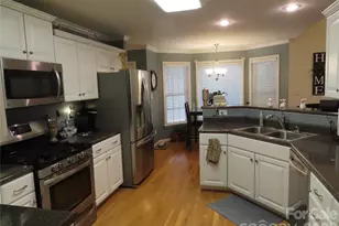 300 Tradewinds Ln, York, SC 29745 - Photo 18