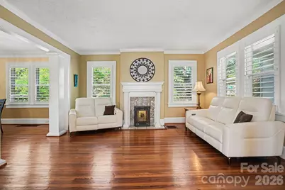 415 W 5th Avenue, Gastonia, NC 28052 - Photo 10