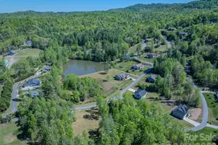 92 Crystal Heights Dr, Hendersonville, NC 28739 - Photo 14