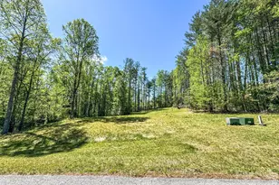 92 Crystal Heights Dr, Hendersonville, NC 28739 - Photo 2