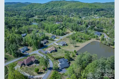 92 Crystal Heights Drive, Hendersonville, NC 28739 - Photo 16