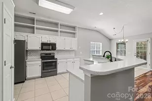526 Carlisle Dr, Indian Trail, NC 28079 - Photo 8