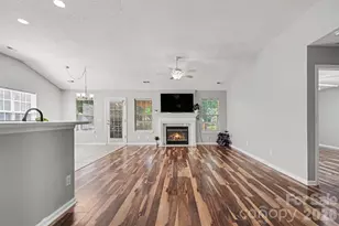 526 Carlisle Dr, Indian Trail, NC 28079 - Photo 12