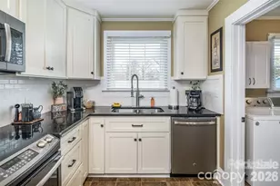 1004 Valley St, Kannapolis, NC 28081 - Photo 4
