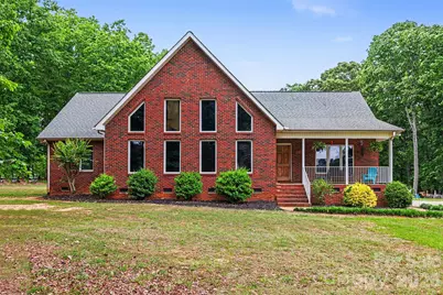 884 Beamguard Road, Clover, SC 29710 - Photo 4