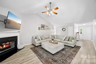 4321 Timberwood Dr, Gastonia, NC 28056 - Photo 8