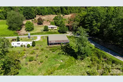 560 Russ Norris Heaton Road, Elk Park, NC 28622 - Photo 28