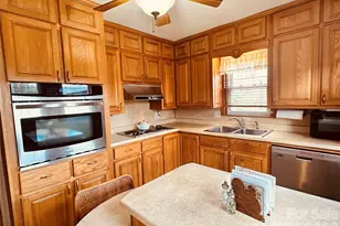 560 Russ Norris Heaton Rd, Elk Park, NC 28622 - Photo 8