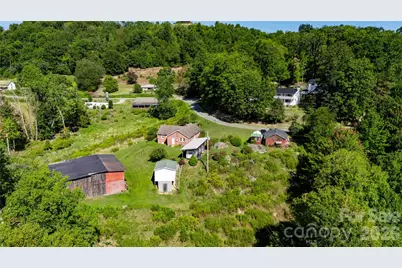 580 Russ Norris Heaton Road, Elk Park, NC 28622 - Photo 6