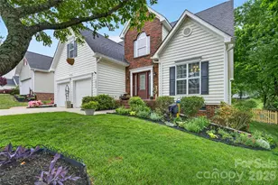 10502 Hellebore Rd, Charlotte, NC 28213 - Photo 2