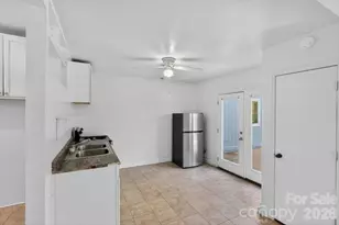 209 Edgewood Dr, Wingate, NC 28174 - Photo 8