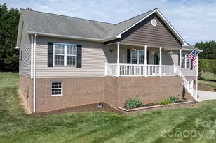 5087 S Oak Cir, Granite Falls, NC 28630 - Photo 2