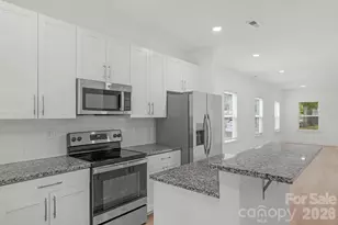 211 Baker St, Rock Hill, SC 29730 - Photo 4