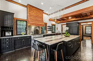 1516 Queens Rd W, Charlotte, NC 28207 - Photo 10