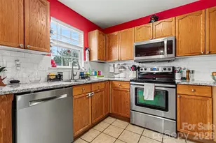 552 Chase Brook Dr, Rock Hill, SC 29732 - Photo 8