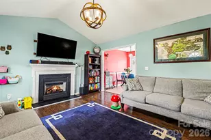 552 Chase Brook Dr, Rock Hill, SC 29732 - Photo 2