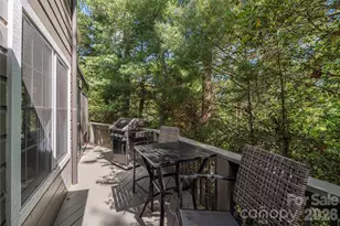 196 Rockhold Dr, Asheville, NC 28804 - Photo 10