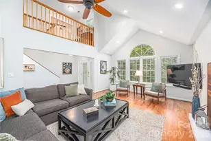 196 Rockhold Dr, Asheville, NC 28804 - Photo 6