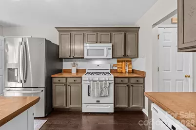 8015 Leisure Lane, Huntersville, NC 28078 - Photo 12