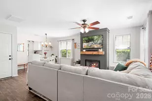 16923 Bridgeton Ln, Huntersville, NC 28078 - Photo 6