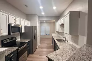 10407 Alexander Martin Ave, Charlotte, NC 28277 - Photo 4
