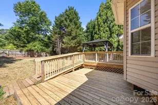 417 Deerfield Dr, Mount Holly, NC 28120 - Photo 40