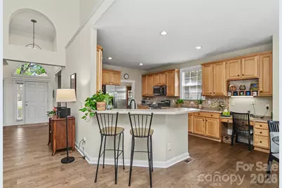 7203 Rea Croft Drive, Charlotte, NC 28226 - Photo 6