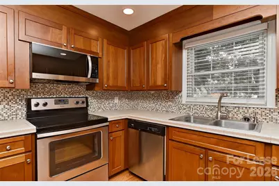 420 Seneca Place, Charlotte, NC 28210 - Photo 12