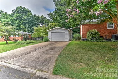 420 Seneca Place, Charlotte, NC 28210 - Photo 32