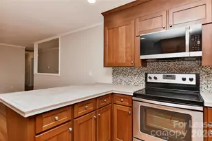 420 Seneca Pl, Charlotte, NC 28210 - Photo 14