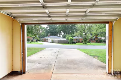 420 Seneca Place, Charlotte, NC 28210 - Photo 34
