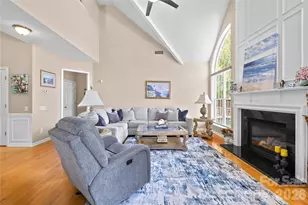 8719 Fieldcroft Dr, Charlotte, NC 28277 - Photo 1