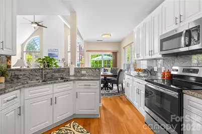 8719 Fieldcroft Drive, Charlotte, NC 28277 - Photo 6