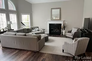 10378 Sutherby Dr, Charlotte, NC 28277 - Photo 2