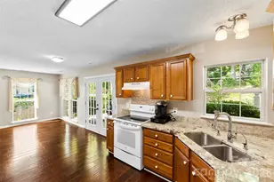15027 Ashlight Dr, Charlotte, NC 28278 - Photo 10