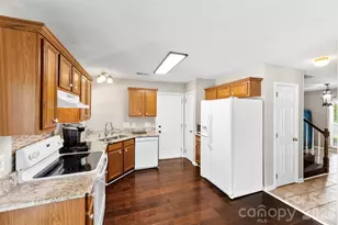 15027 Ashlight Dr, Charlotte, NC 28278 - Photo 12