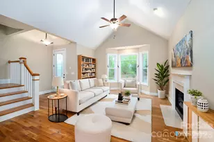 17 Bohemian Ln, Asheville, NC 28805 - Photo 6