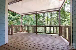 17 Bohemian Ln, Asheville, NC 28805 - Photo 30