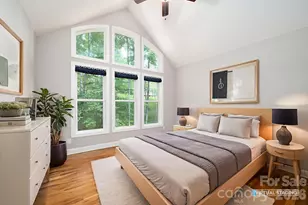 17 Bohemian Ln, Asheville, NC 28805 - Photo 16