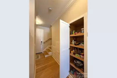 301 E Tremont Avenue #305, Charlotte, NC 28203 - Photo 12
